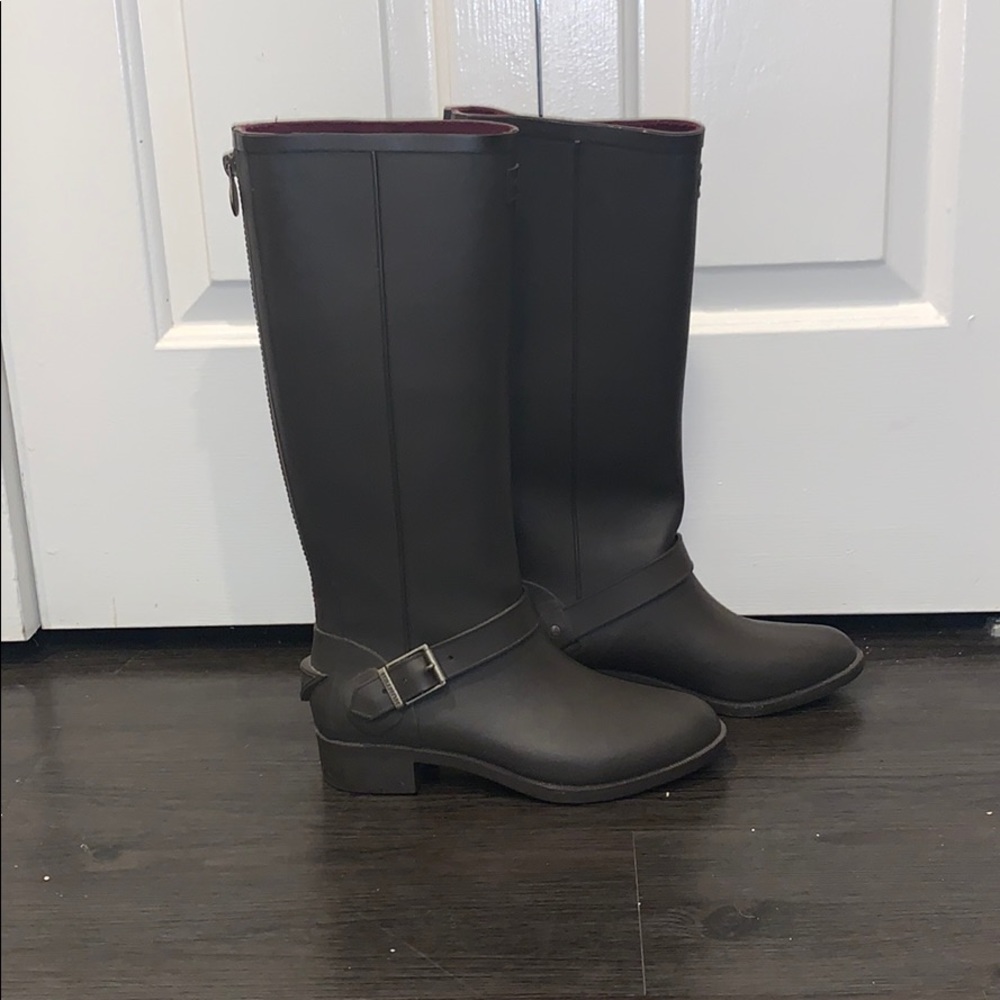 HUNTER RAIN BOOTS